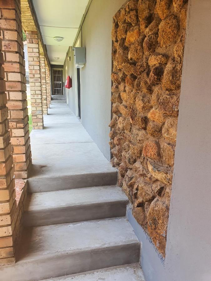 Hotel A Step Ahead Klerksdorp Exterior foto