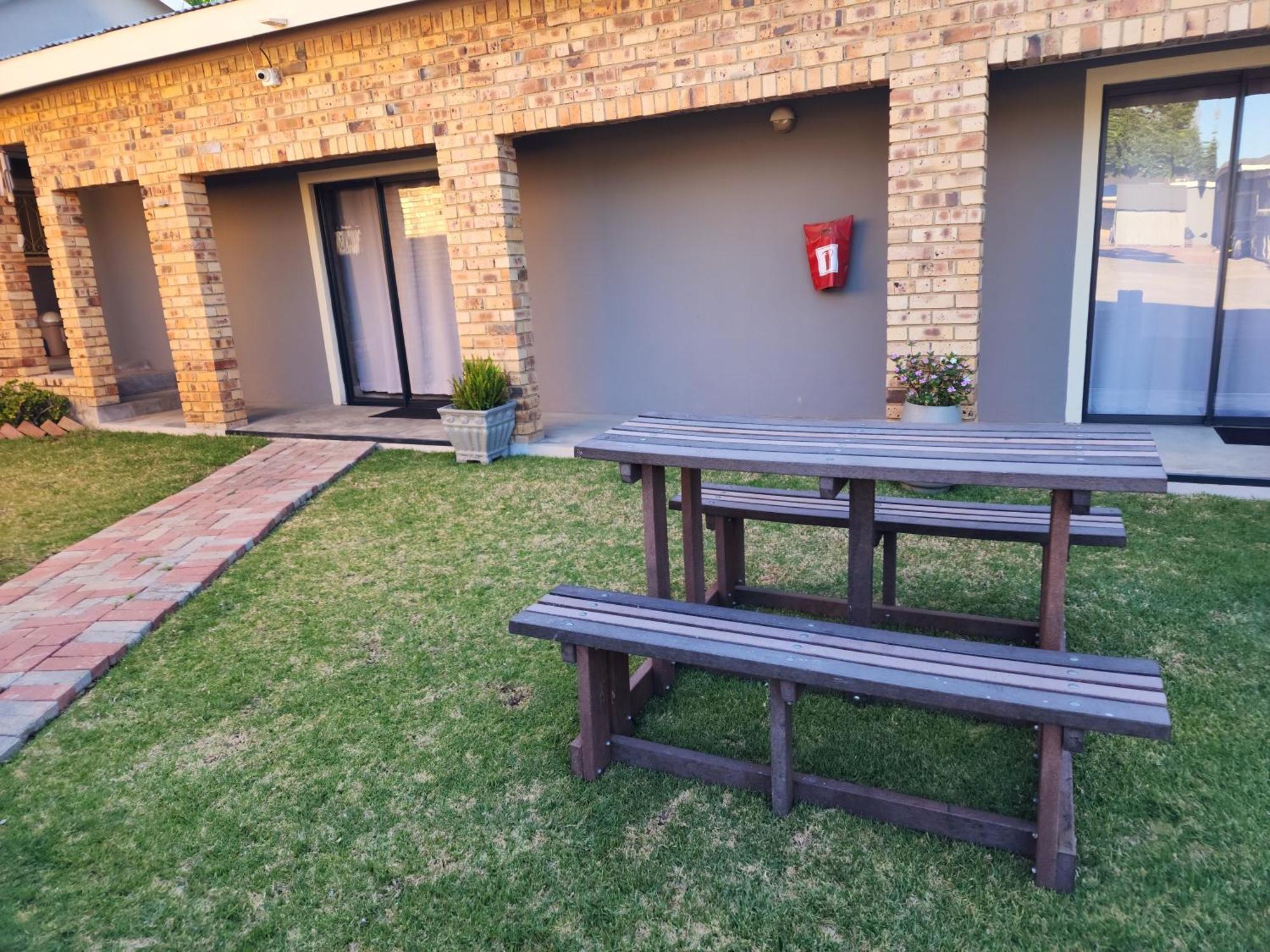 Hotel A Step Ahead Klerksdorp Exterior foto